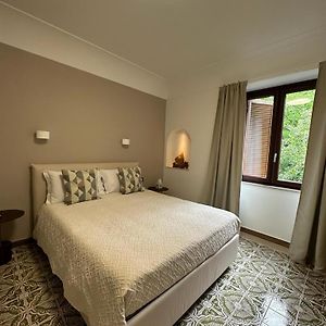 Camera standard con letto king size